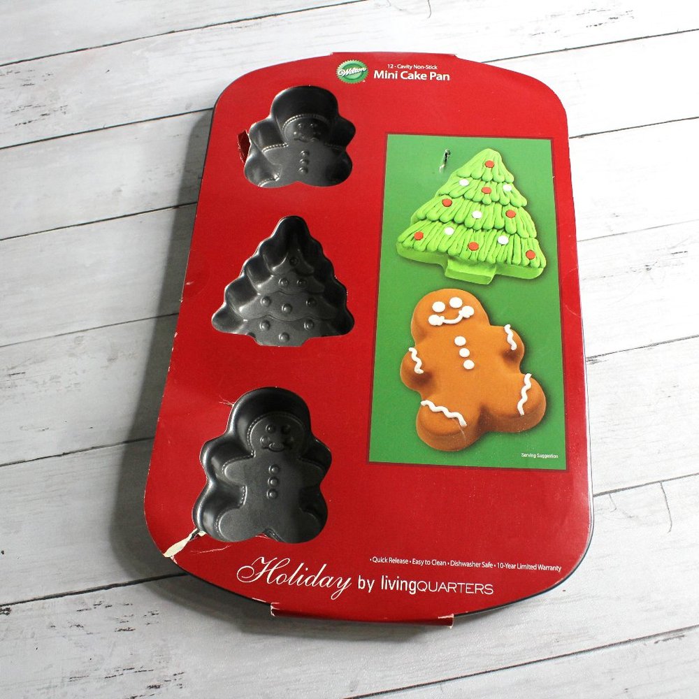 Wilton Cake Pan Mold Holiday Christmas Trees Gingerbread Man